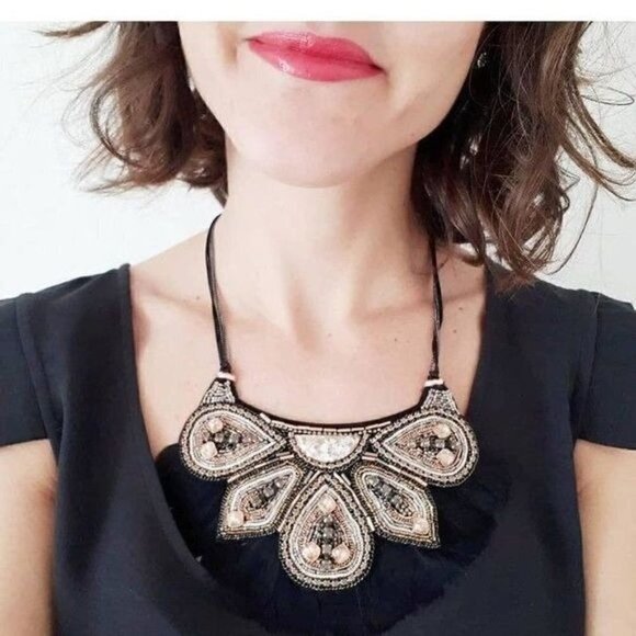 Stella & Dot Constantine Feather Necklace Black - Picture 12 of 12